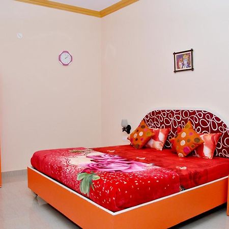 Paradise Luxury Home Stay ขชุราโห ภายนอก รูปภาพ