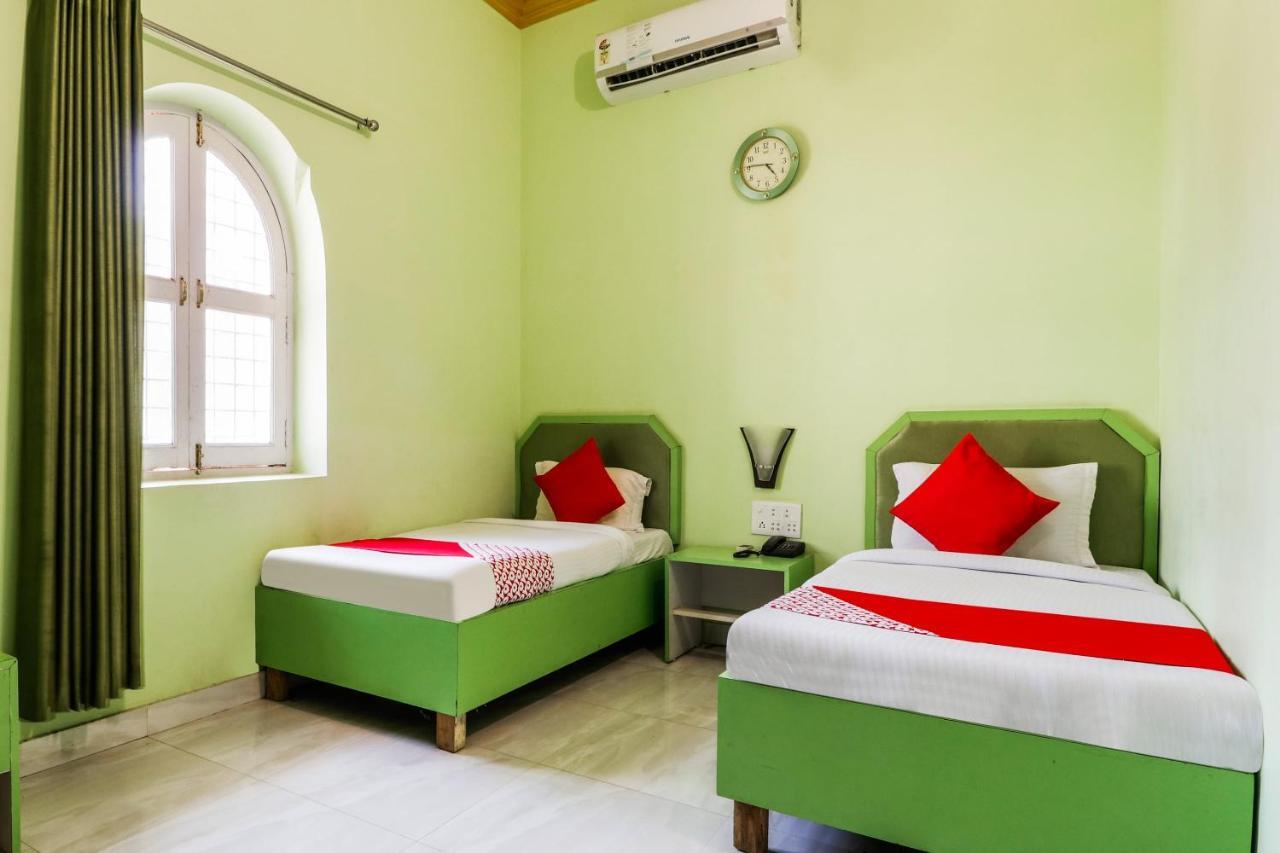Paradise Luxury Home Stay ขชุราโห ภายนอก รูปภาพ