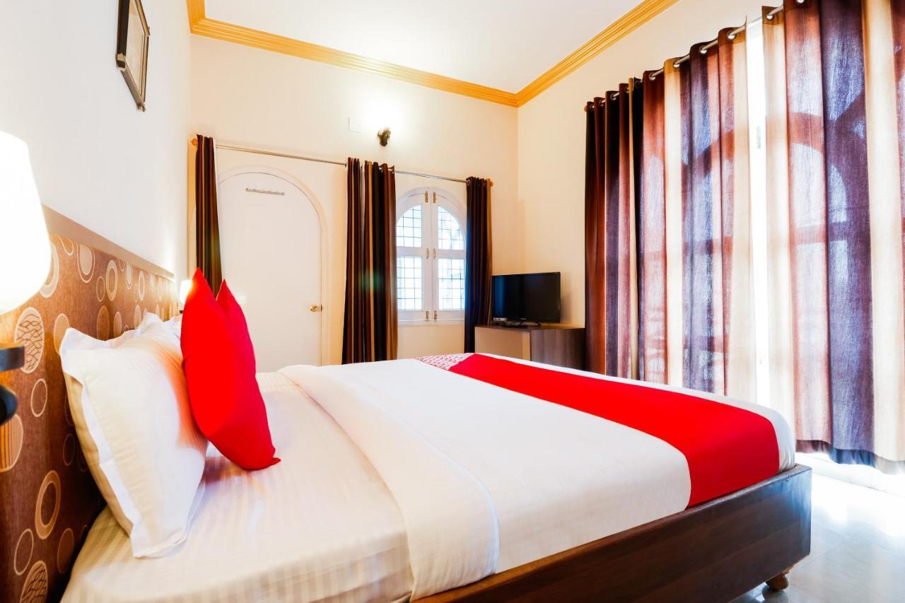 Paradise Luxury Home Stay ขชุราโห ภายนอก รูปภาพ
