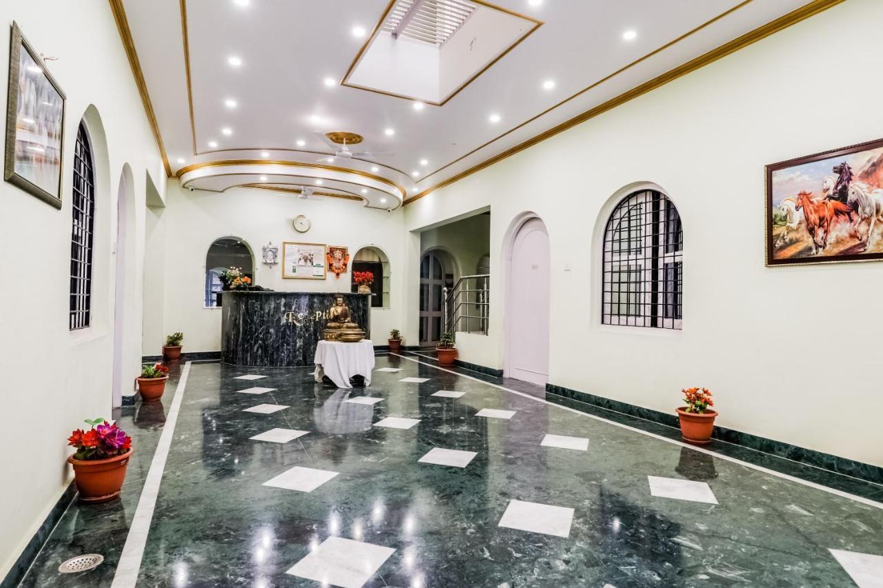 Paradise Luxury Home Stay ขชุราโห ภายนอก รูปภาพ