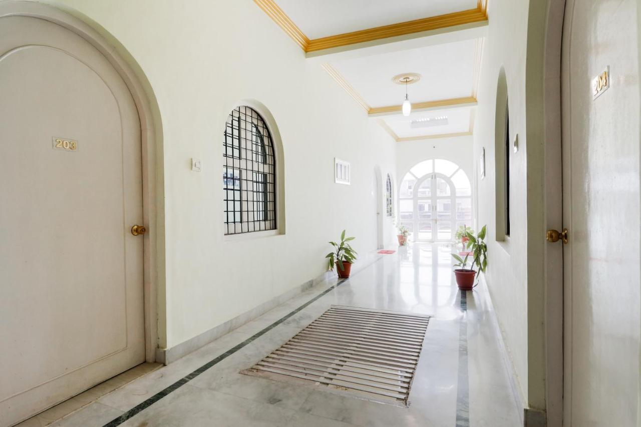 Paradise Luxury Home Stay ขชุราโห ภายนอก รูปภาพ